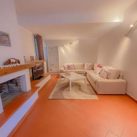 Vila Valentina Lierna